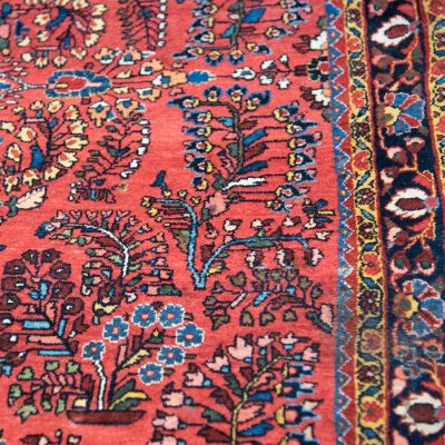 Antique Sarouk Rug c. 1920
